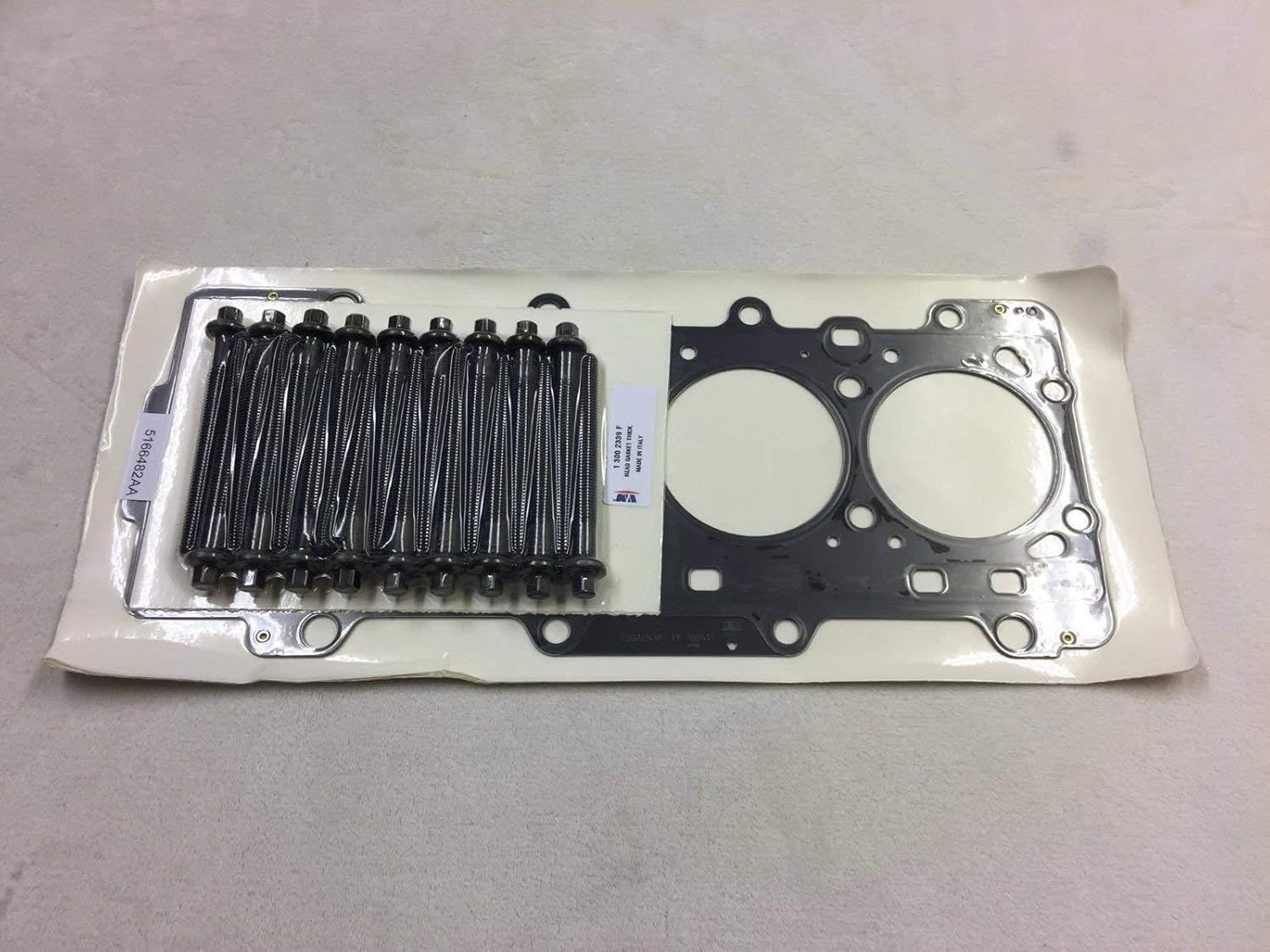 JEEP LİBERTY KJ 2.8 CRD, CHRYSLER VOYAGER RG 2.8 CRD SİLİNDİR KAPAK CONTASI VE SAPLAMA SETİ 1.32MM ORJİNAL